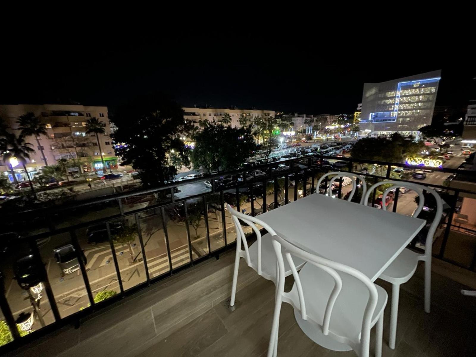 Apartamento Centrico Junto Al Mar Estepona Exteriér fotografie